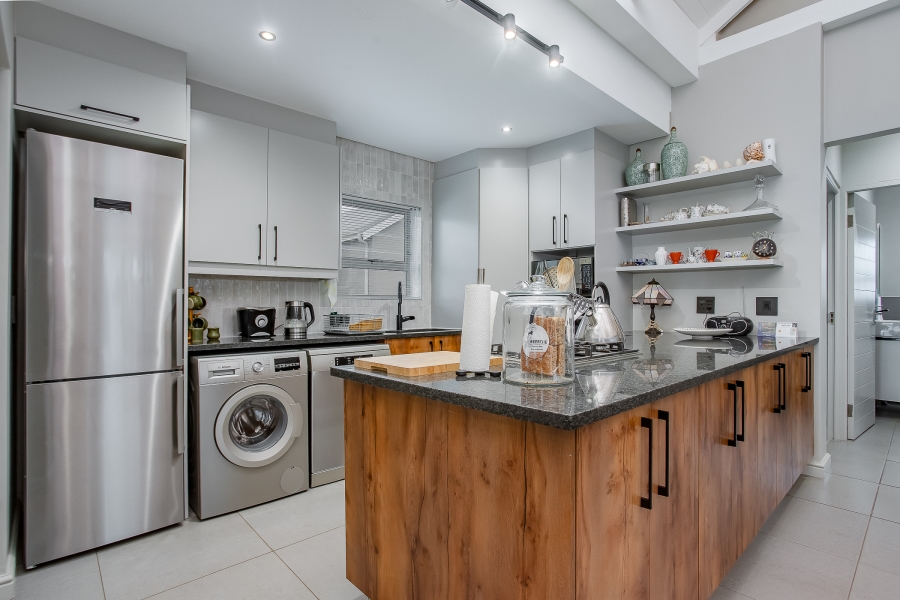 2 Bedroom Property for Sale in Paarl North Western Cape